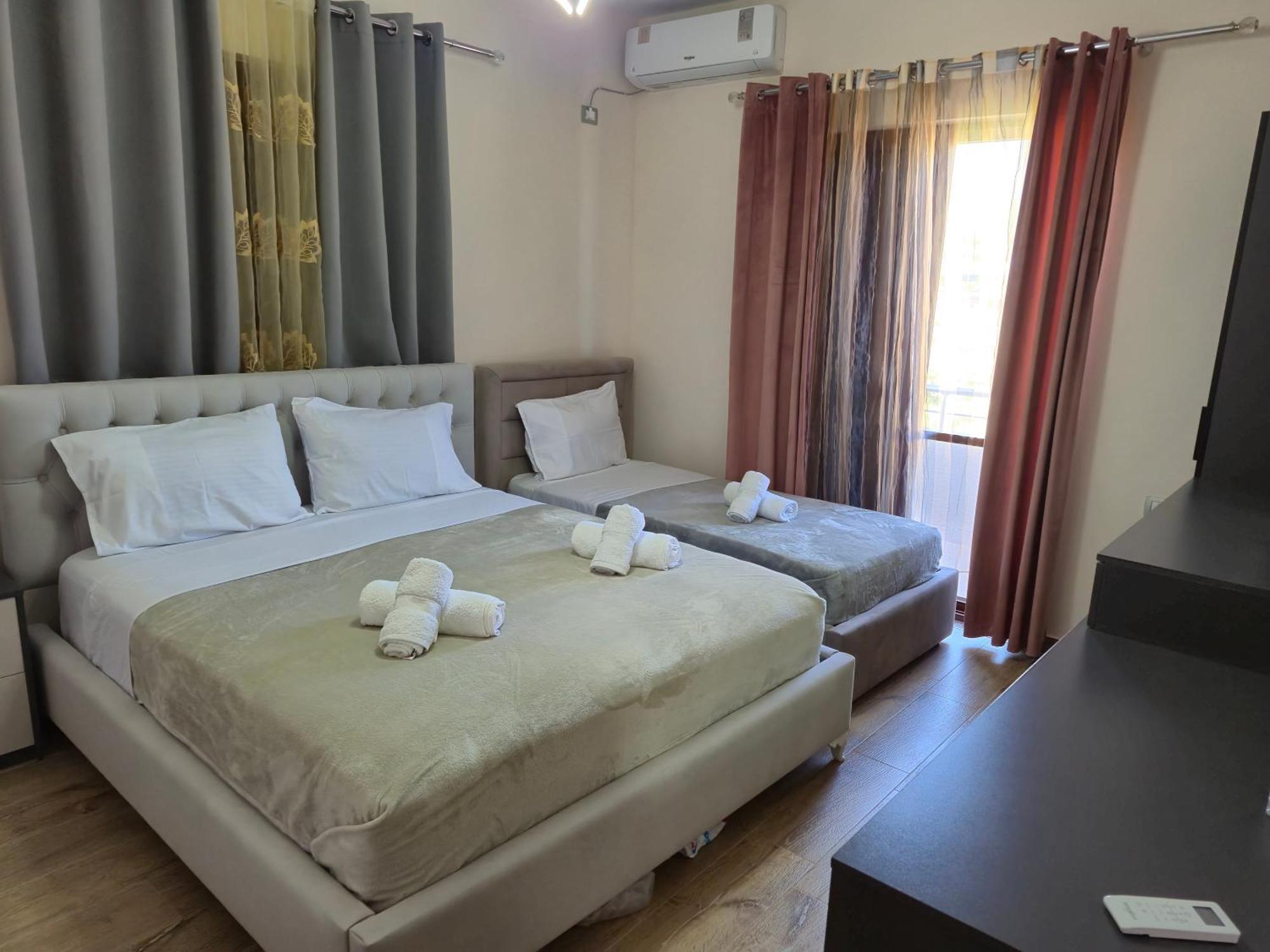 Villa Ari Berat Ngoại thất bức ảnh